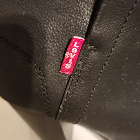 Beautiful levi's boots - Picture 6 of 7